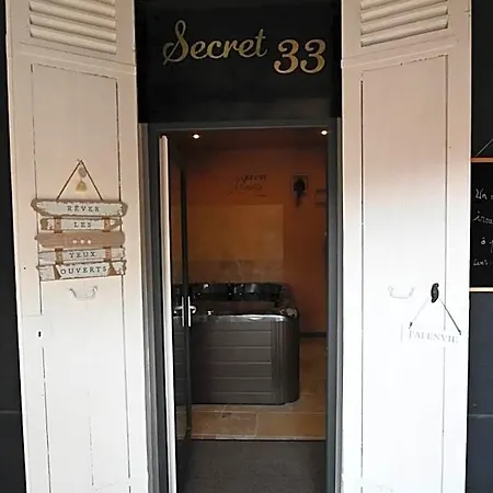 酒店 Secret33 弗卢瓦拉克